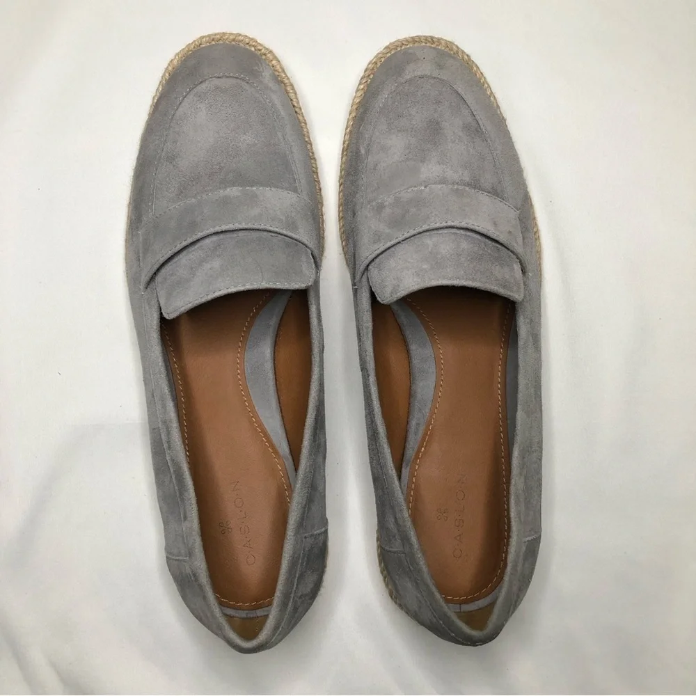 Caslon Women's Size 9M Tristan Grey Leather Suede Slip On Flats Loafers
